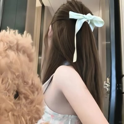 抓娃娃之父凭女贵